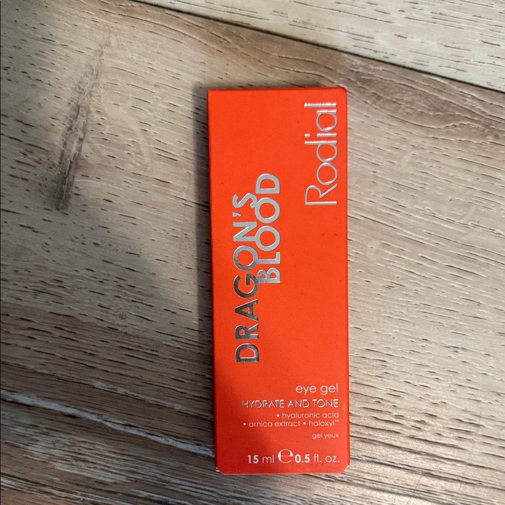 Rodial Dragon's Blood Eye Gel in Bold Orange
